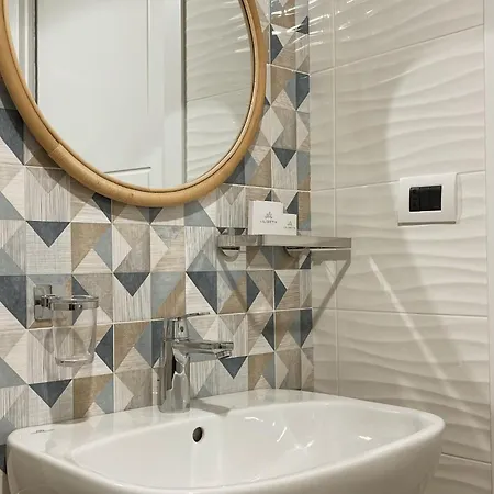 Lilibeth Luxury - Marina D'arechi Bed & Breakfast *