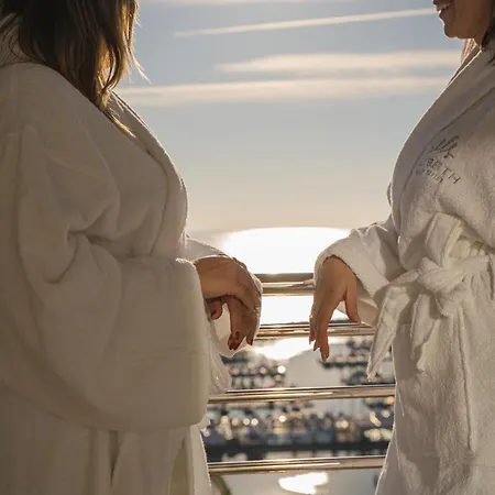 Lilibeth Luxury - Marina D'arechi Bed & Breakfast *