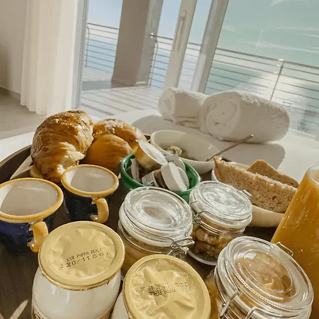 Lilibeth Luxury - Marina D'arechi 4* Salerno