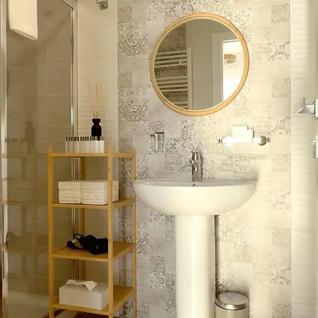 Lilibeth Luxury - Marina D'arechi 4*